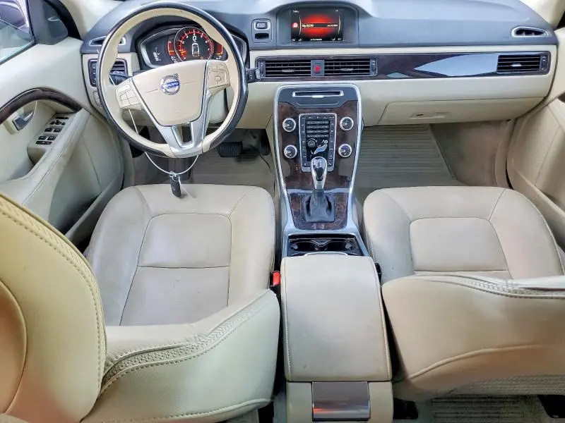 2016 VOLVO XC70 T5 PREMIER  