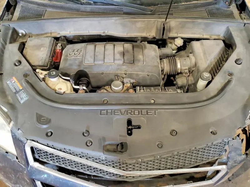 2011 CHEVROLET TRAVERSE LT  