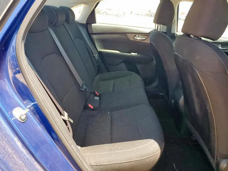 2019 KIA FORTE FE  