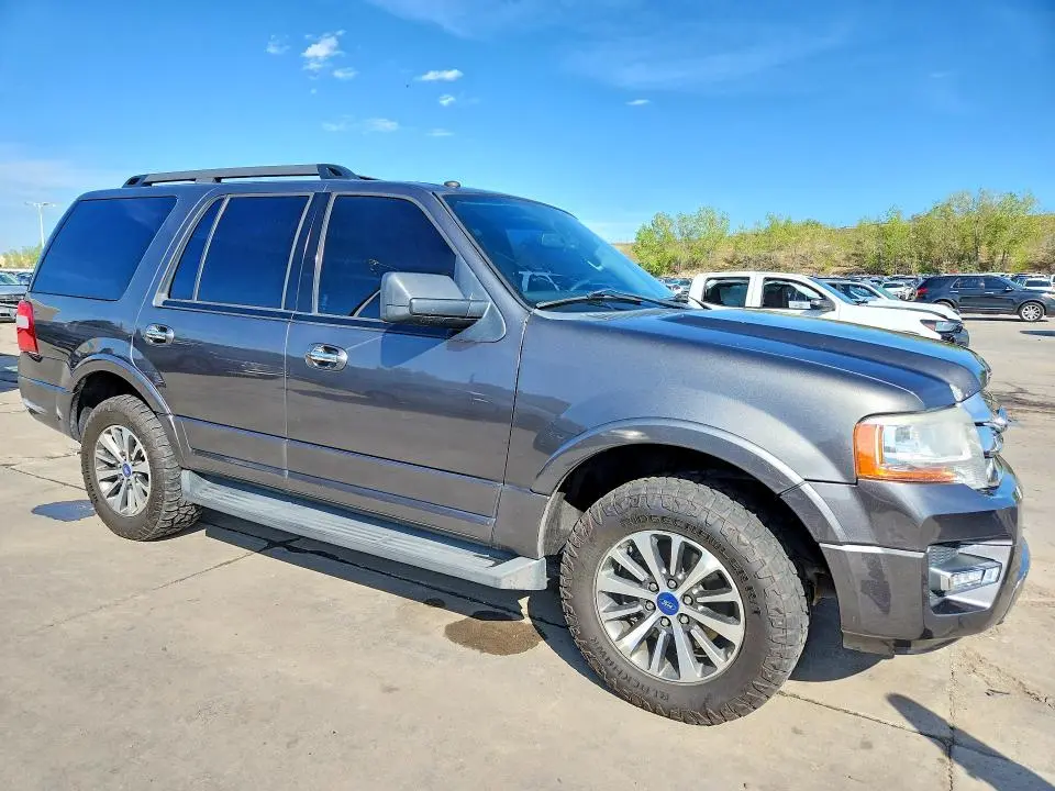 2017 FORD EXPEDITION XLT  