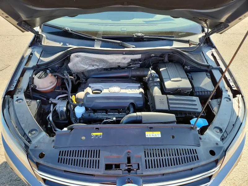 2016 VOLKSWAGEN TIGUAN S  