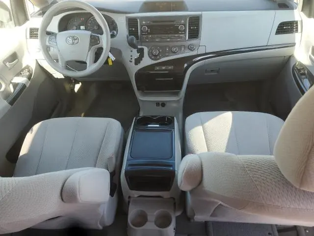 2012 TOYOTA SIENNA LE  