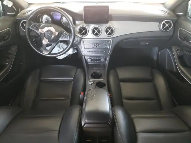 2017 MERCEDES-BENZ GLA 250  