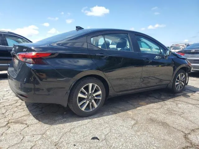 2022 NISSAN VERSA SV  