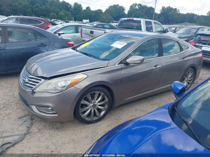 2012 HYUNDAI AZERA  