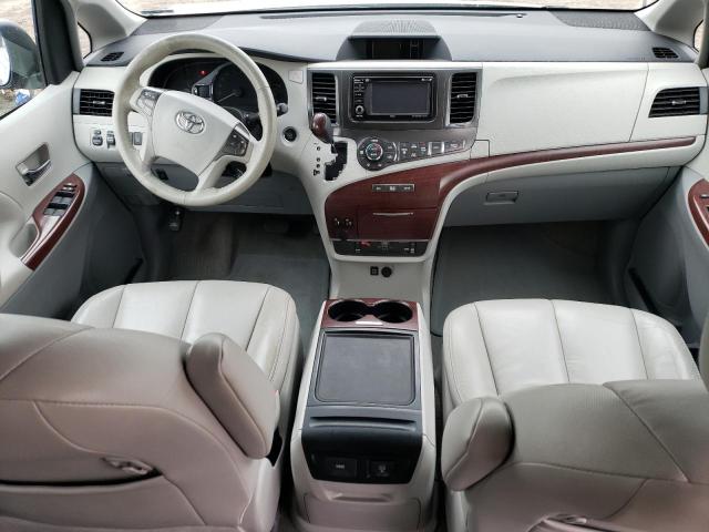 2013 TOYOTA SIENNA XLE