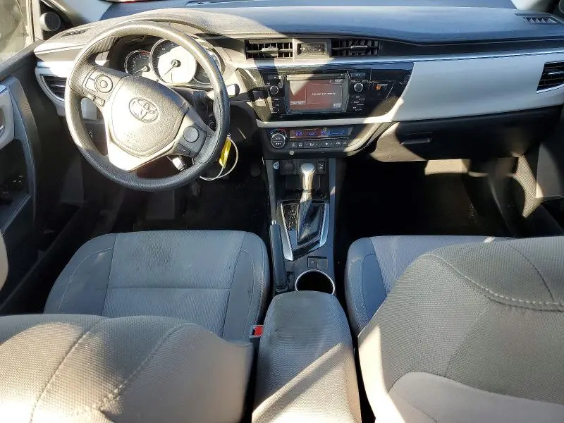 2015 TOYOTA COROLLA LE PLUS  