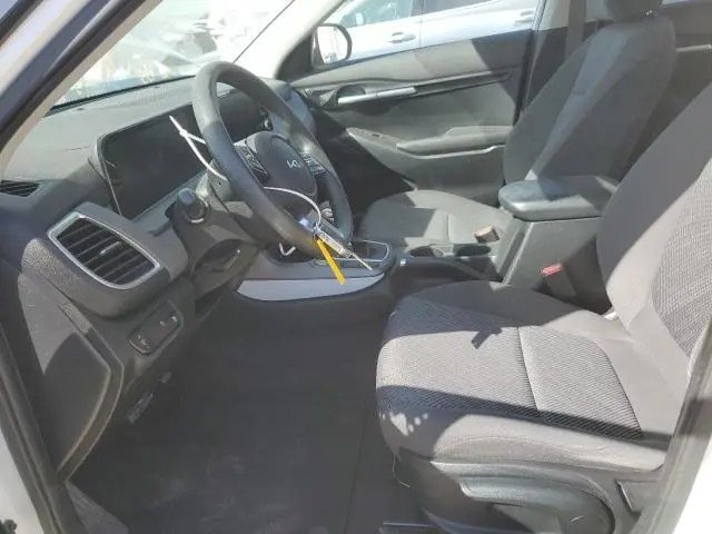 2024 KIA SELTOS LX