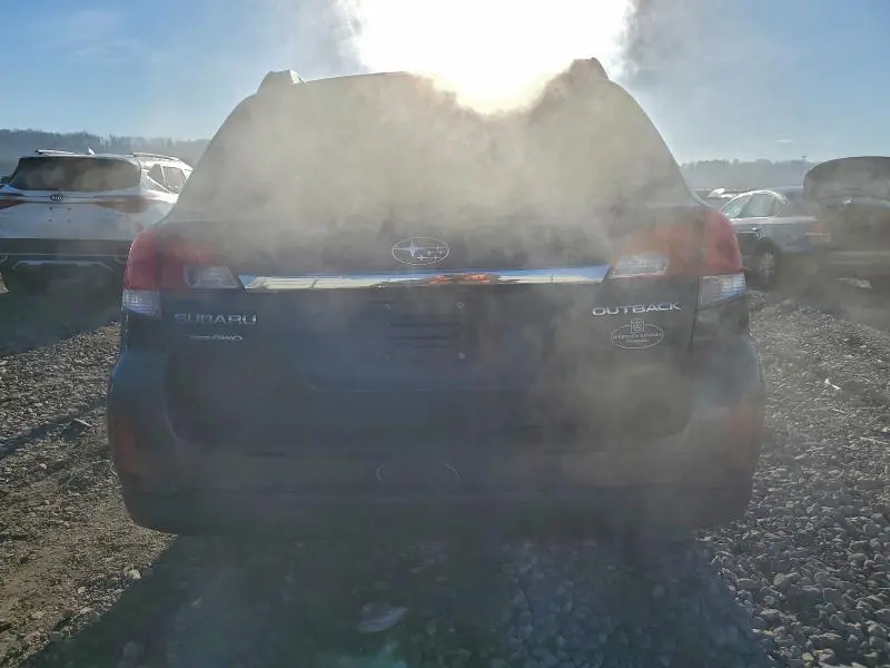 2011 SUBARU OUTBACK 2.5I LIMITED  