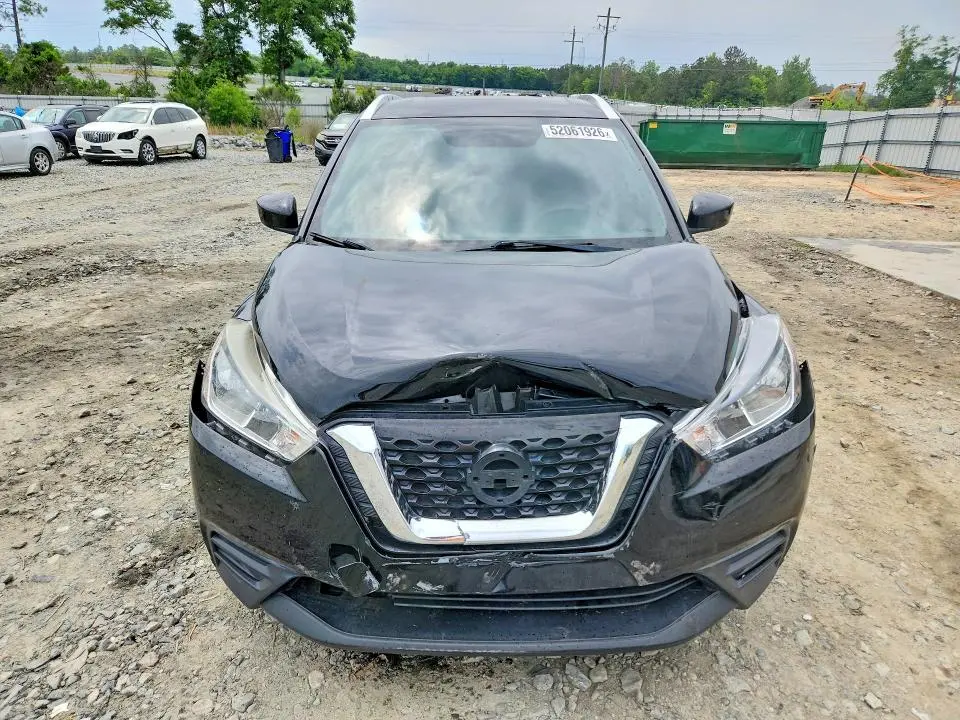 2018 NISSAN KICKS SV  