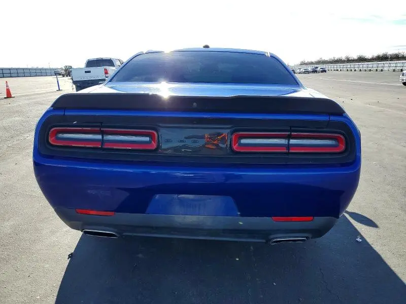 2022 DODGE CHALLENGER SXT  