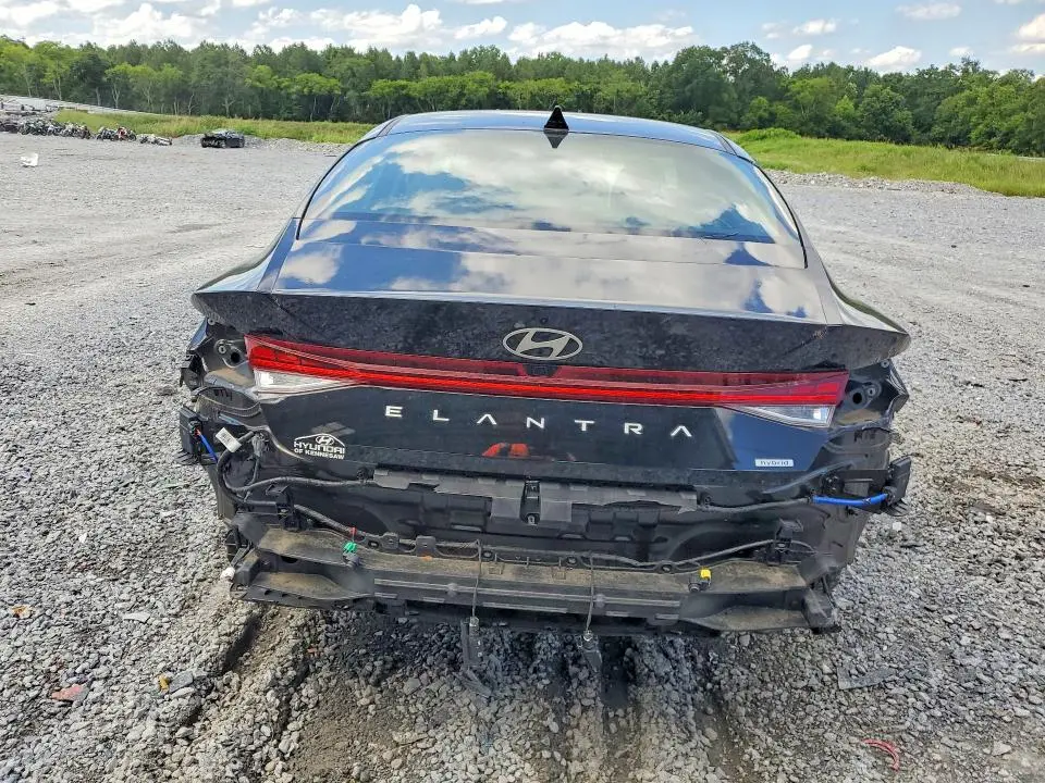 2024 HYUNDAI ELANTRA LIMITED  