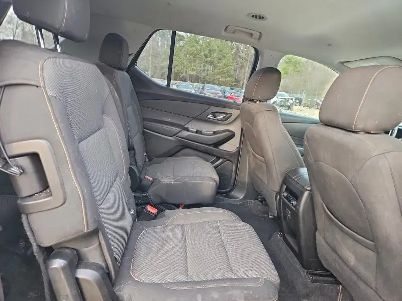 2019 CHEVROLET TRAVERSE LT  