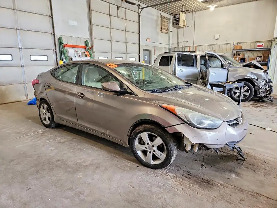 2012 HYUNDAI ELANTRA GLS  