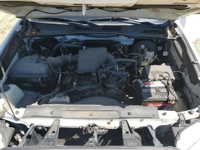 2018 TOYOTA TACOMA SR  