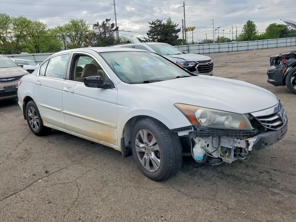 2012 HONDA ACCORD LXP  