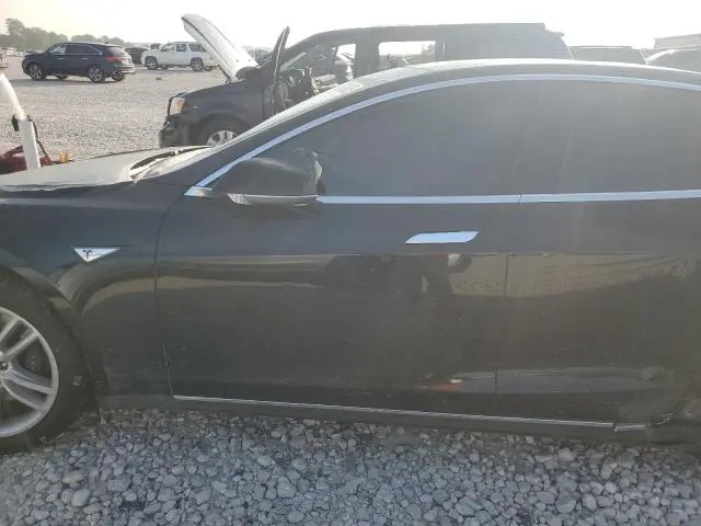 2015 TESLA MODEL S 85D  