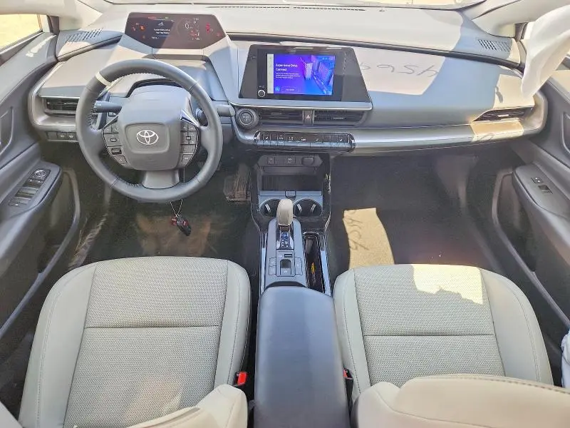 2024 TOYOTA PRIUS XLE  