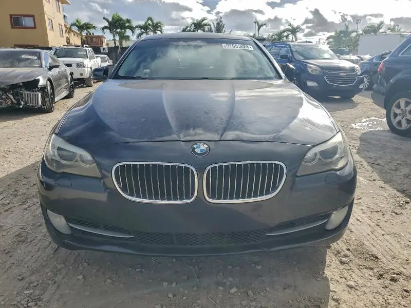 2013 BMW 528 I  