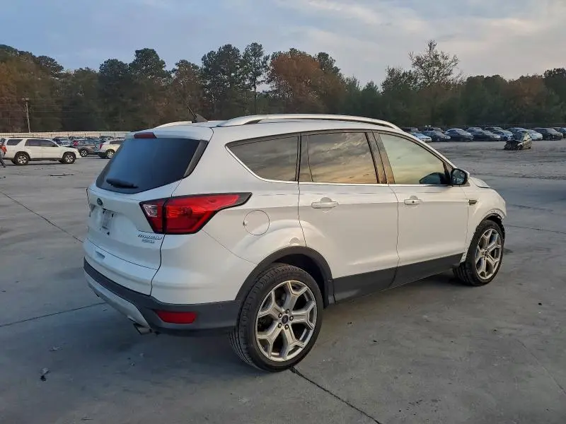 2019 FORD ESCAPE TITANIUM  