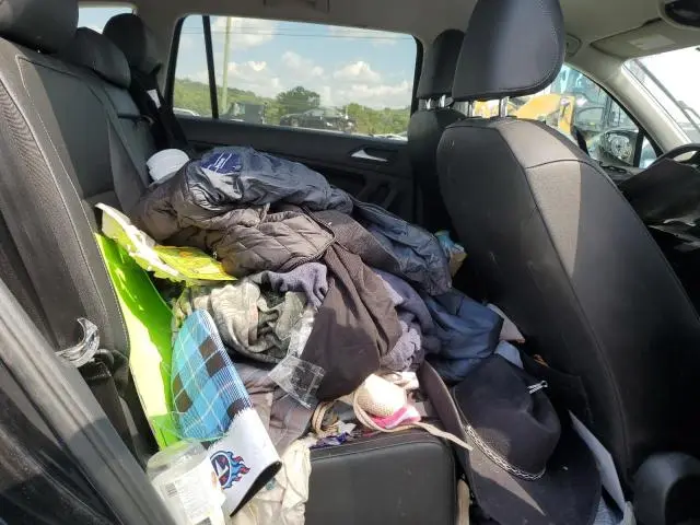 2020 VOLKSWAGEN TIGUAN SE