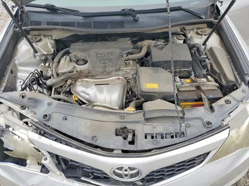 2012 TOYOTA CAMRY SE  