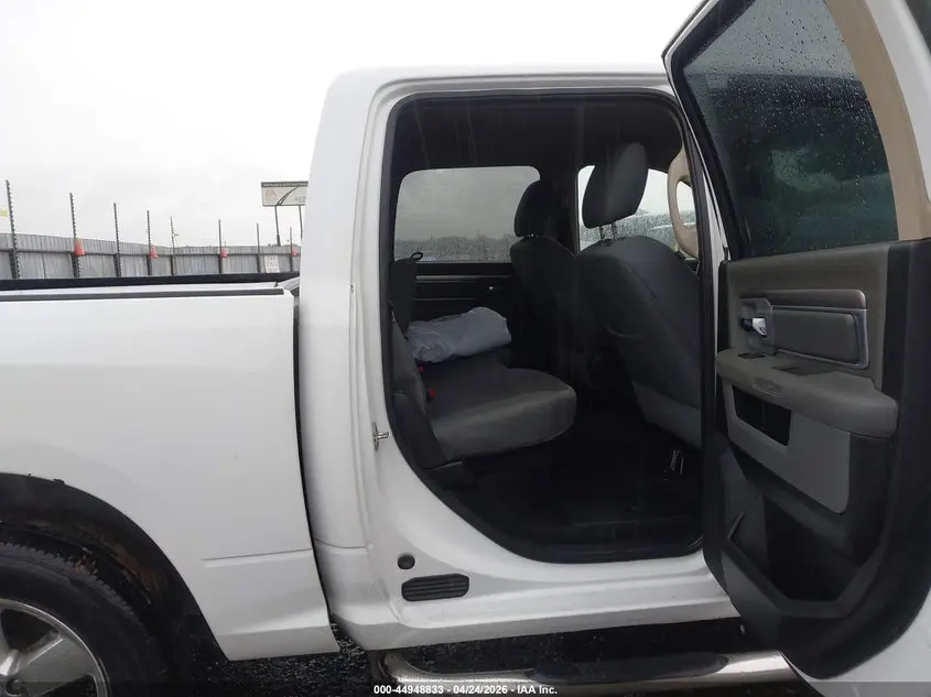 2016 RAM 1500 BIG HORN