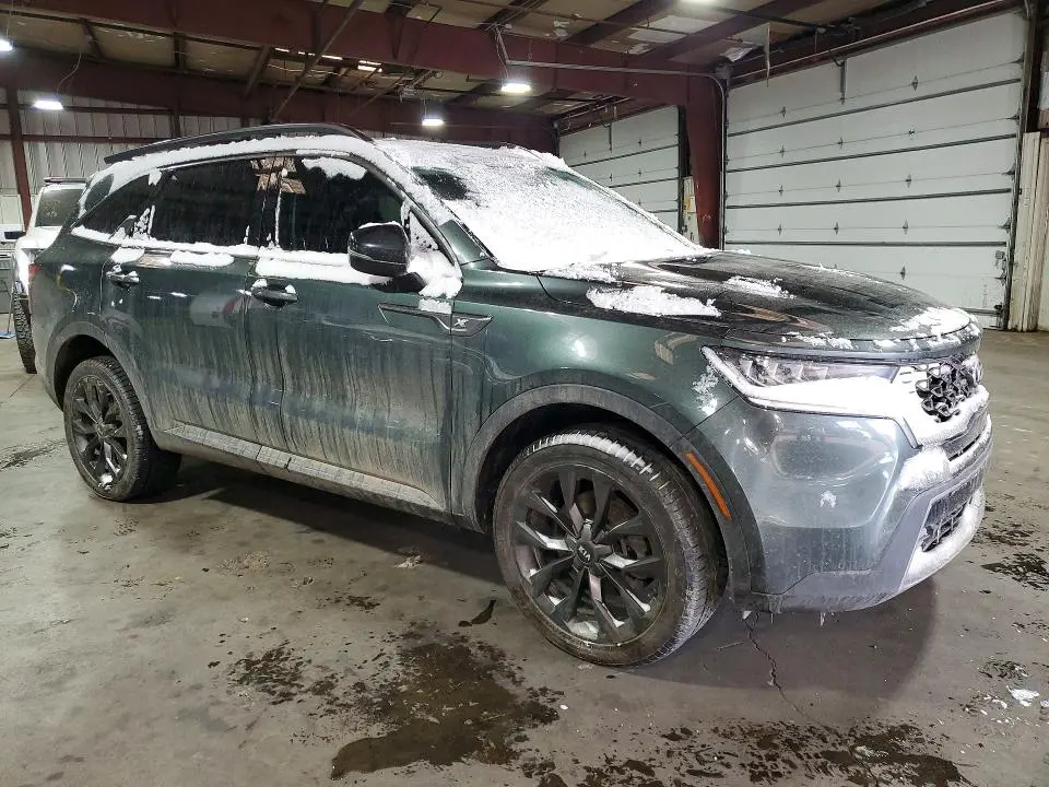 2021 KIA SORENTO   