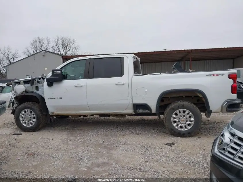 2021 CHEVROLET SILVERADO 2500HD 4WD  STANDARD BED LT