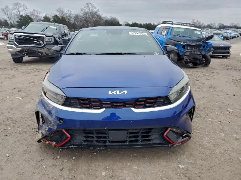 2024 KIA FORTE GT LINE  