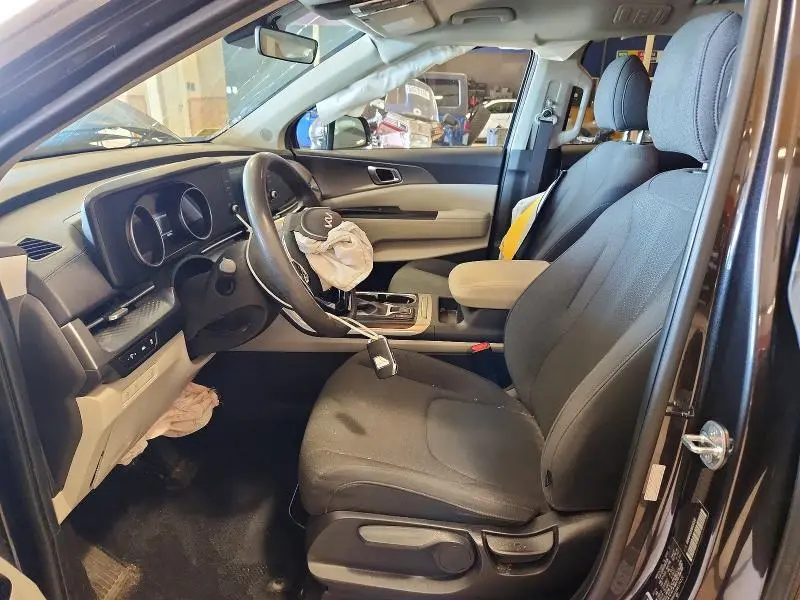 2022 KIA CARNIVAL LX  