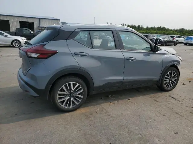2023 NISSAN KICKS SV  