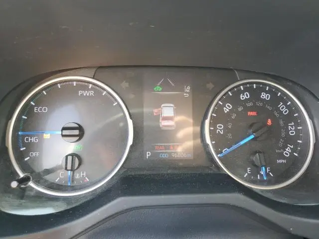 2020 TOYOTA RAV4 LE  