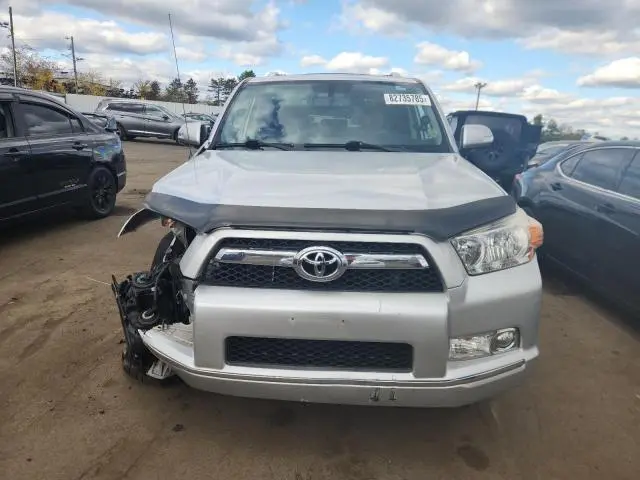 2011 TOYOTA 4RUNNER SR5  