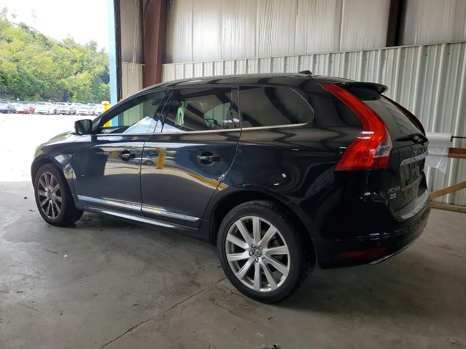 2017 VOLVO XC60 T5 INSCRIPTION  