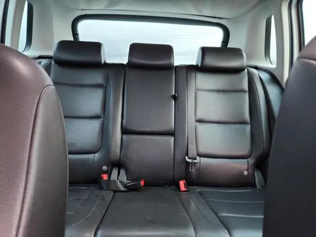 2011 VOLKSWAGEN TIGUAN S  