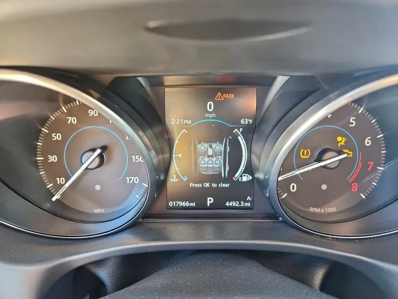 2017 JAGUAR XE PREMIUM  