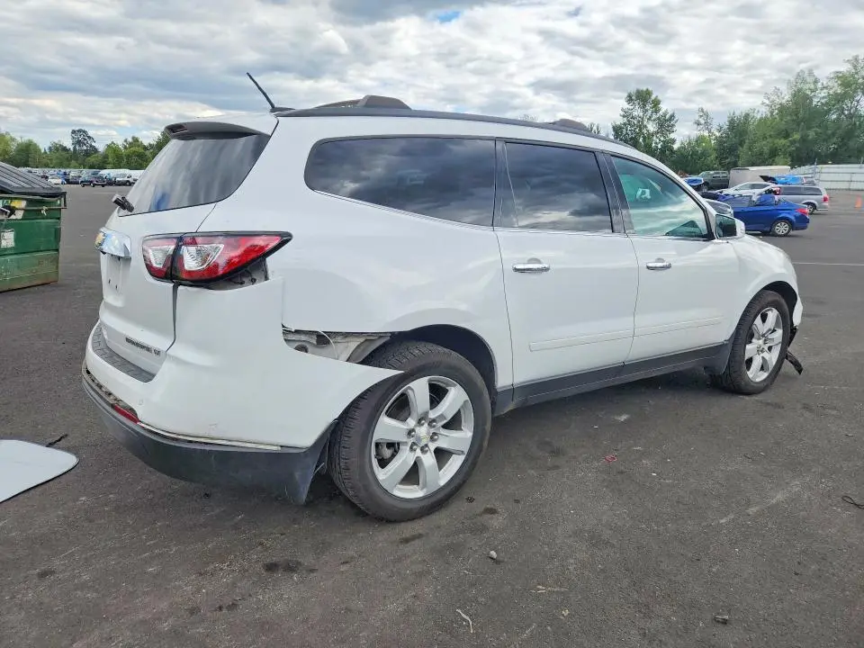 2016 CHEVROLET TRAVERSE LT  