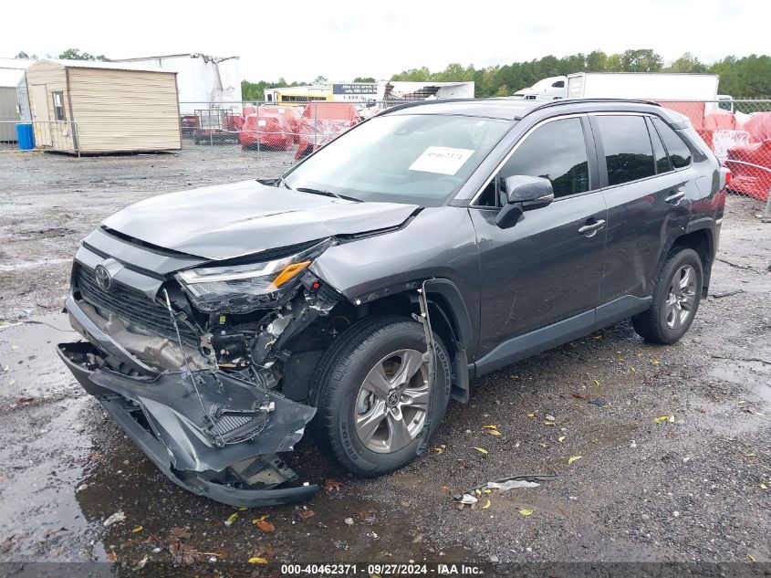 2024 TOYOTA RAV4 XLE