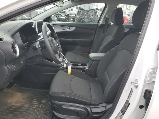 2024 KIA FORTE LX  