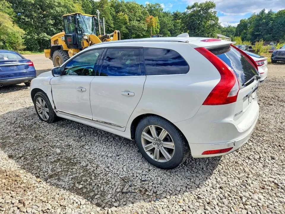 2017 VOLVO XC60 T5 INSCRIPTION  