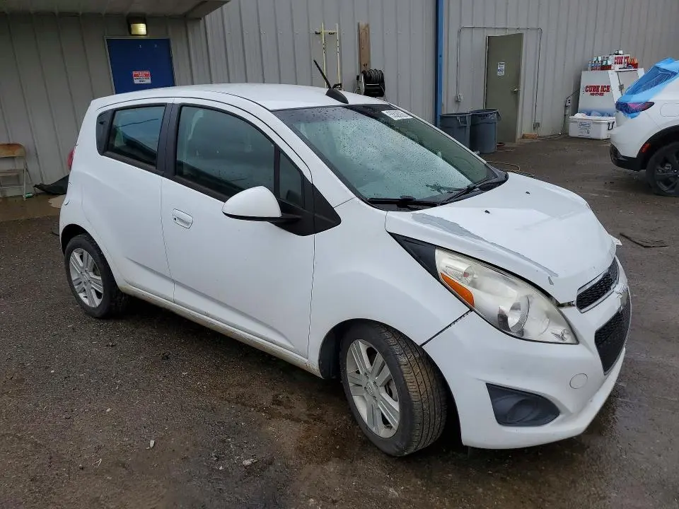 2015 CHEVROLET SPARK 1LT  