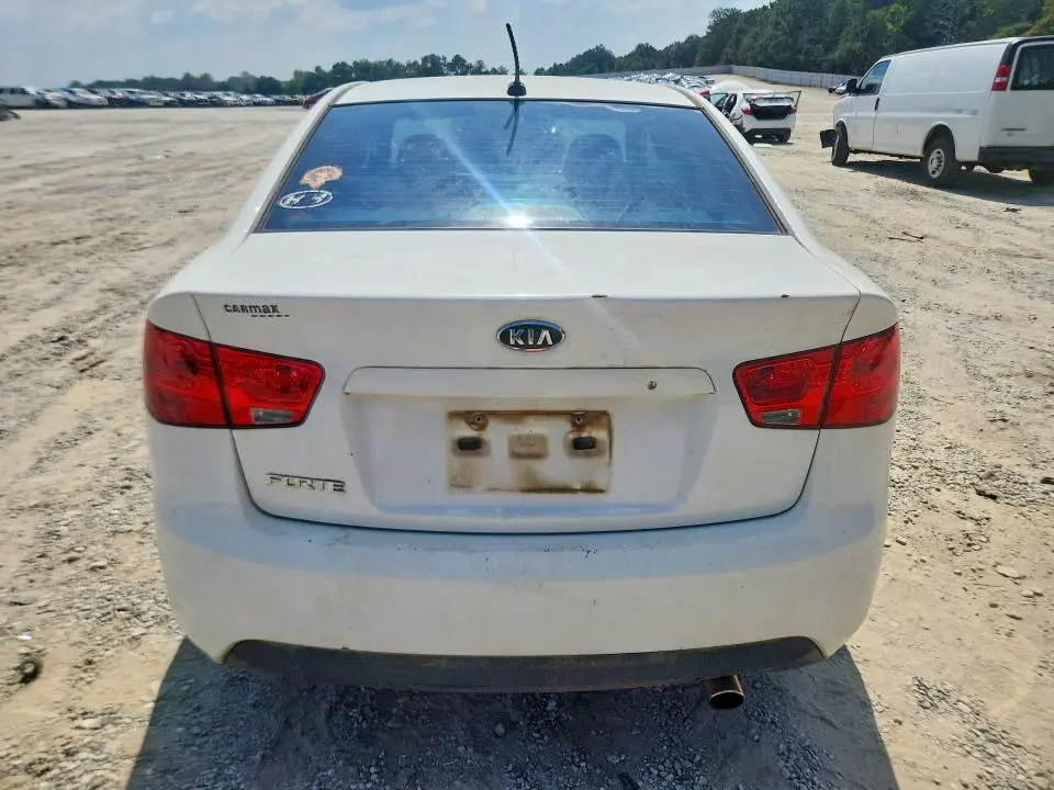 2012 KIA FORTE LX  