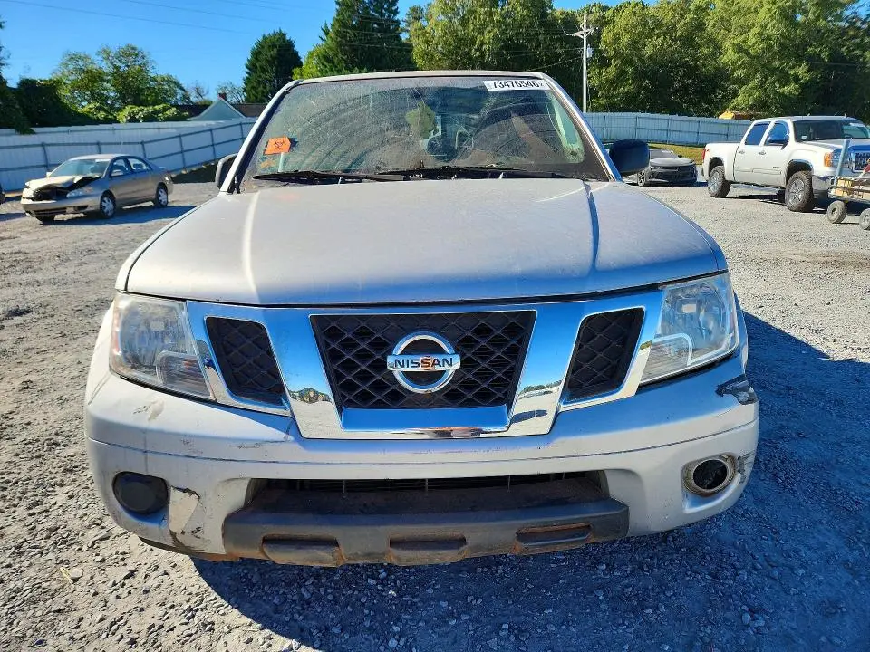 2019 NISSAN FRONTIER SV  