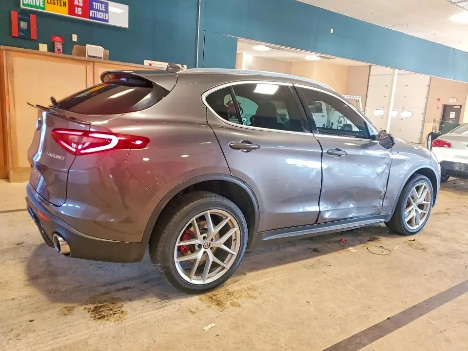 2018 ALFA ROMEO STELVIO TI  