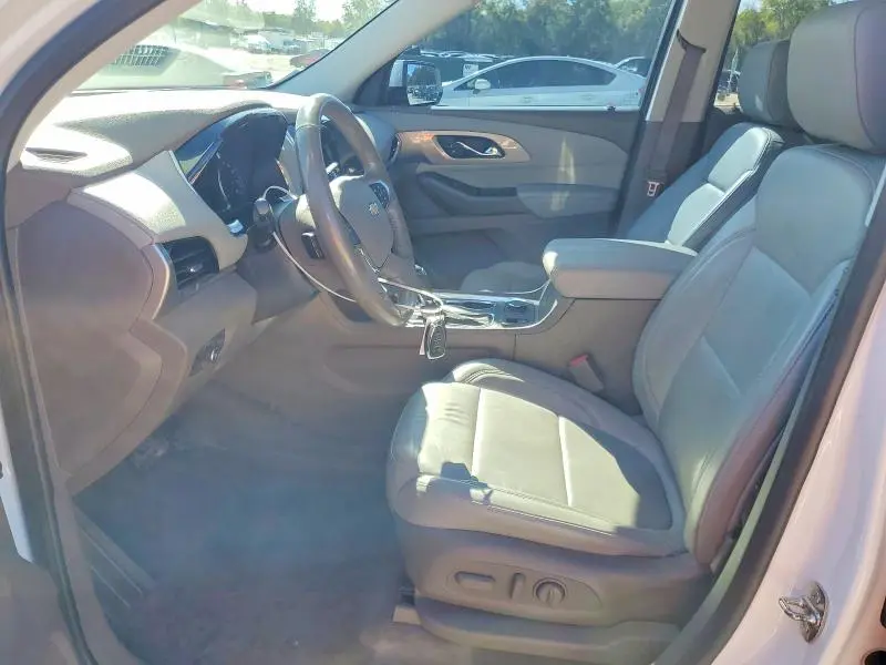 2019 CHEVROLET TRAVERSE LT  