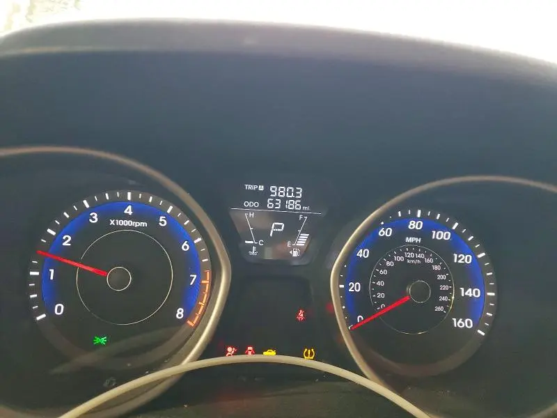 2011 HYUNDAI ELANTRA LIMITED  