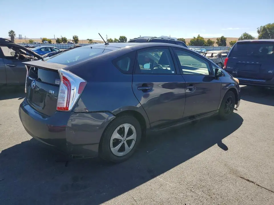2014 TOYOTA PRIUS TWO  