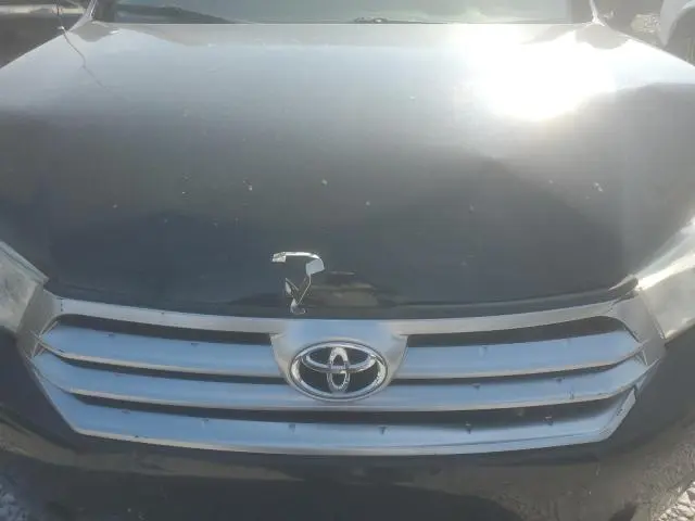 2012 TOYOTA HIGHLANDER BASE  