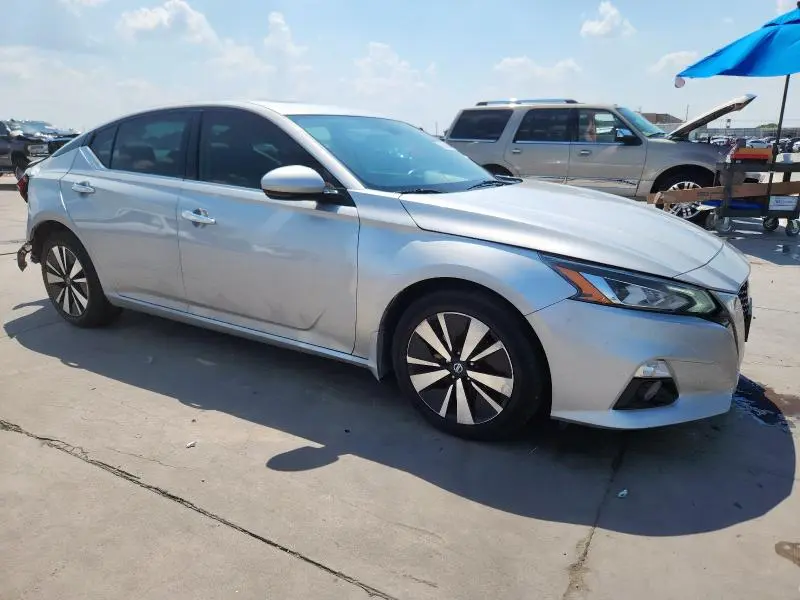 2020 NISSAN ALTIMA SL  